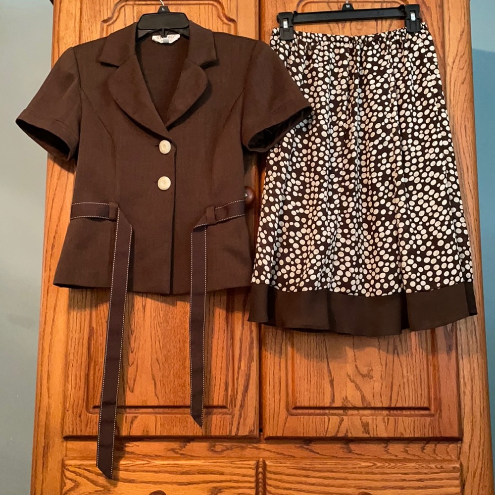 Studio I Petite Skirt set